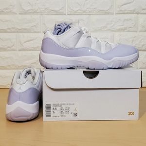 Wmns Air Jordan 11 Retro Low Pure Violet